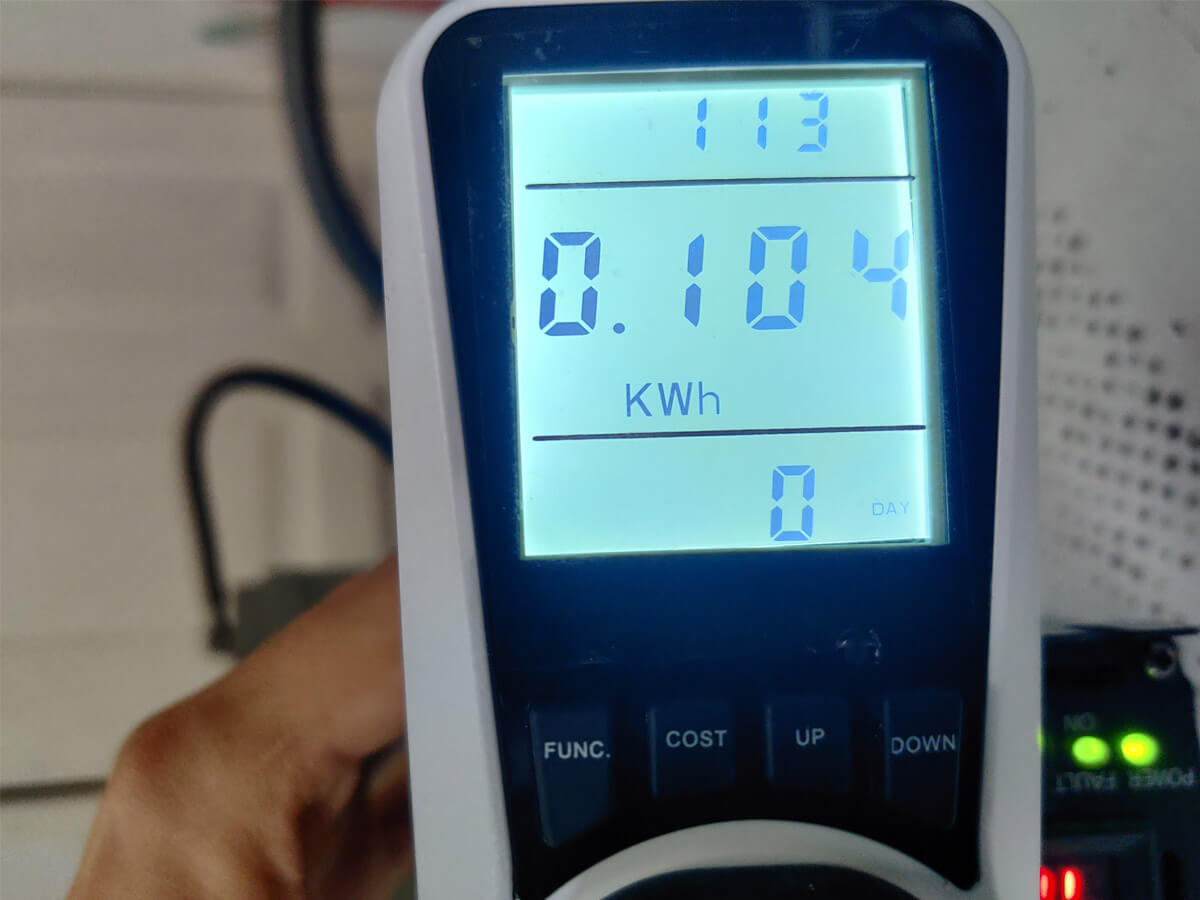 After exactly 1 hour and 13 minutes of my fridge running on the battery, I came back to check on the electricity usage of the refrigerator, and as you can see in the image below, it consumed 0.105 kWh (105 Wh) of energy during this time.